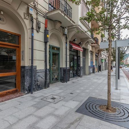 Apartamento La Alameda De Indautxu Bilbao Eksteriør billede