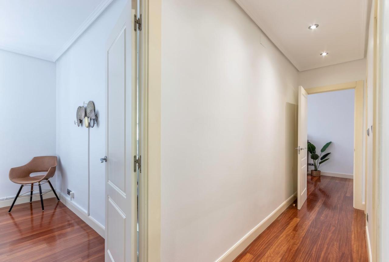 Apartamento La Alameda De Indautxu Bilbao Eksteriør billede
